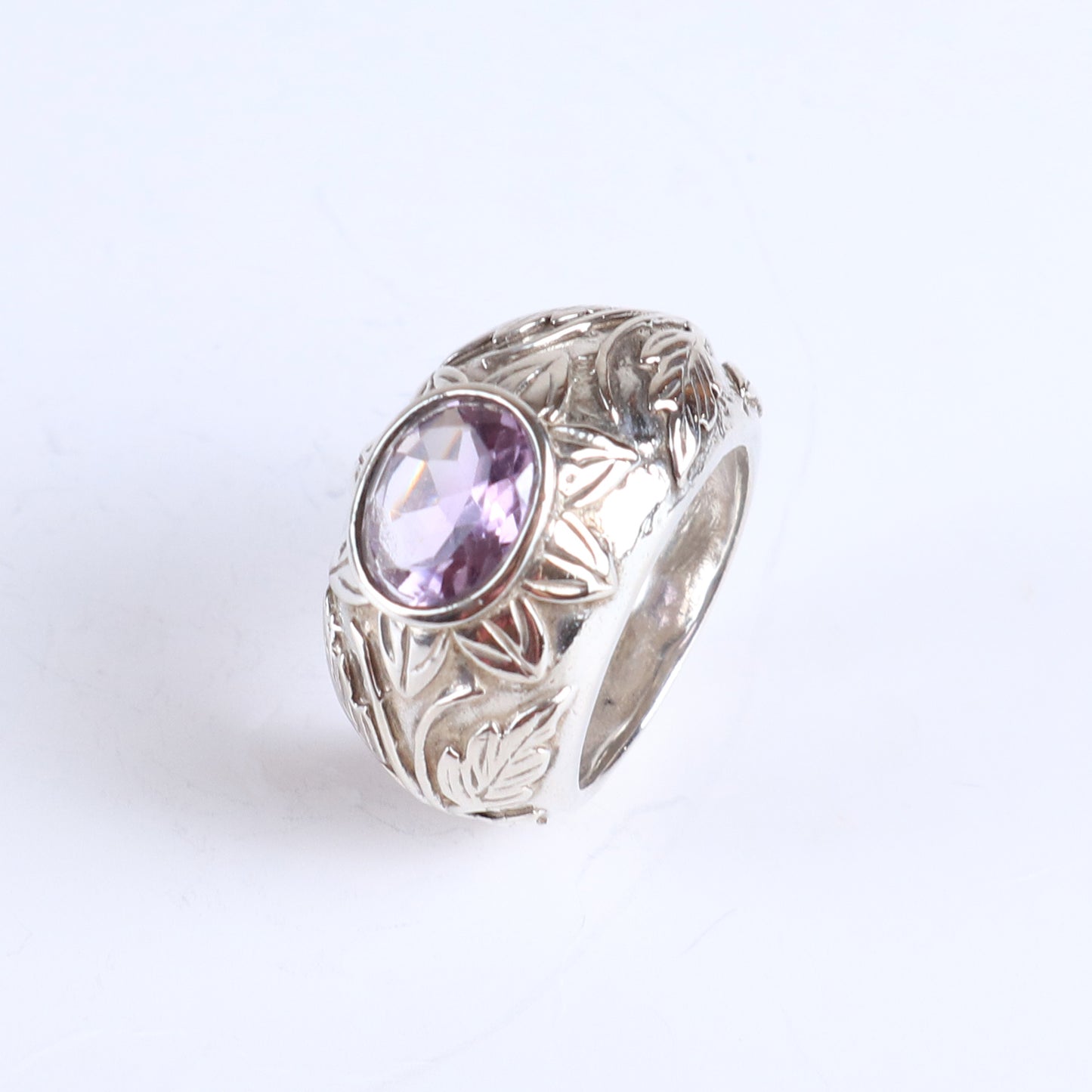 Vintage Oval Amethyst Sterling Silver Floral Pattern Statement Ring