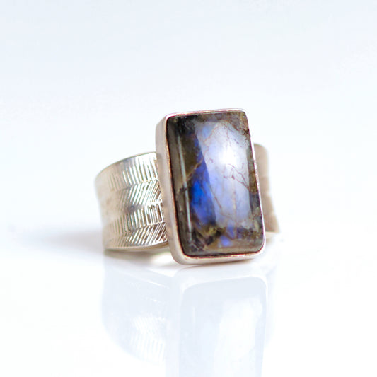 Vintage Rectangle Labradorite Sterling Silver Band Ring