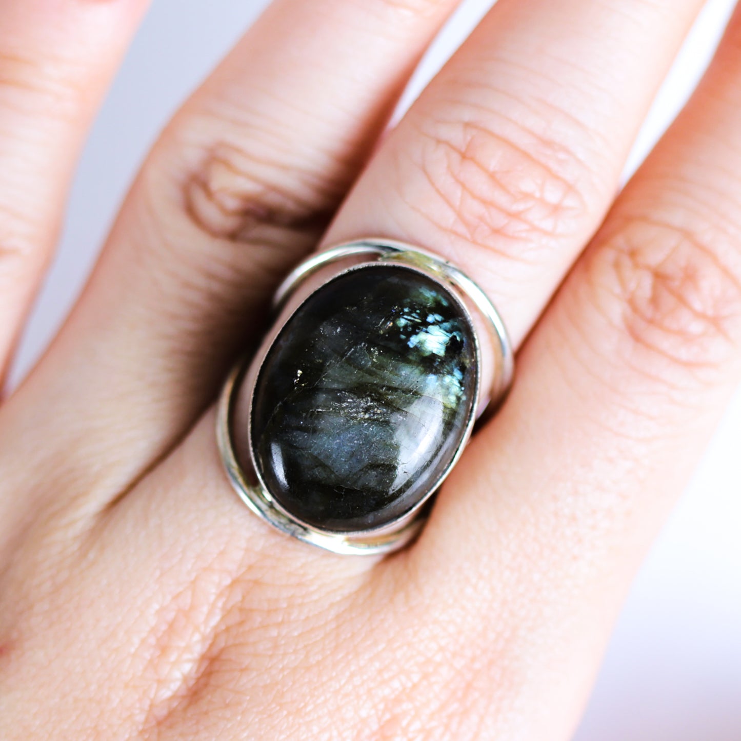 Vintage Oval Shaped Labradorite Sterling Silver Split Shank Ring