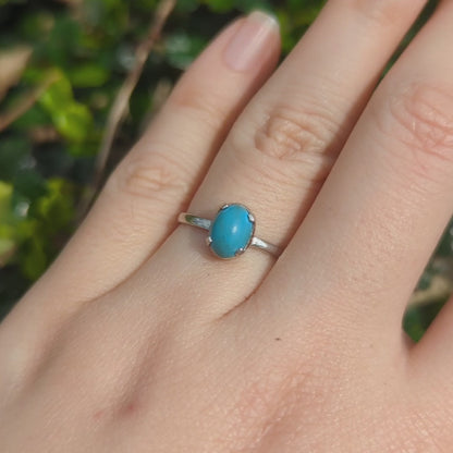 Vintage Turquoise Sterling Silver Claw Ring